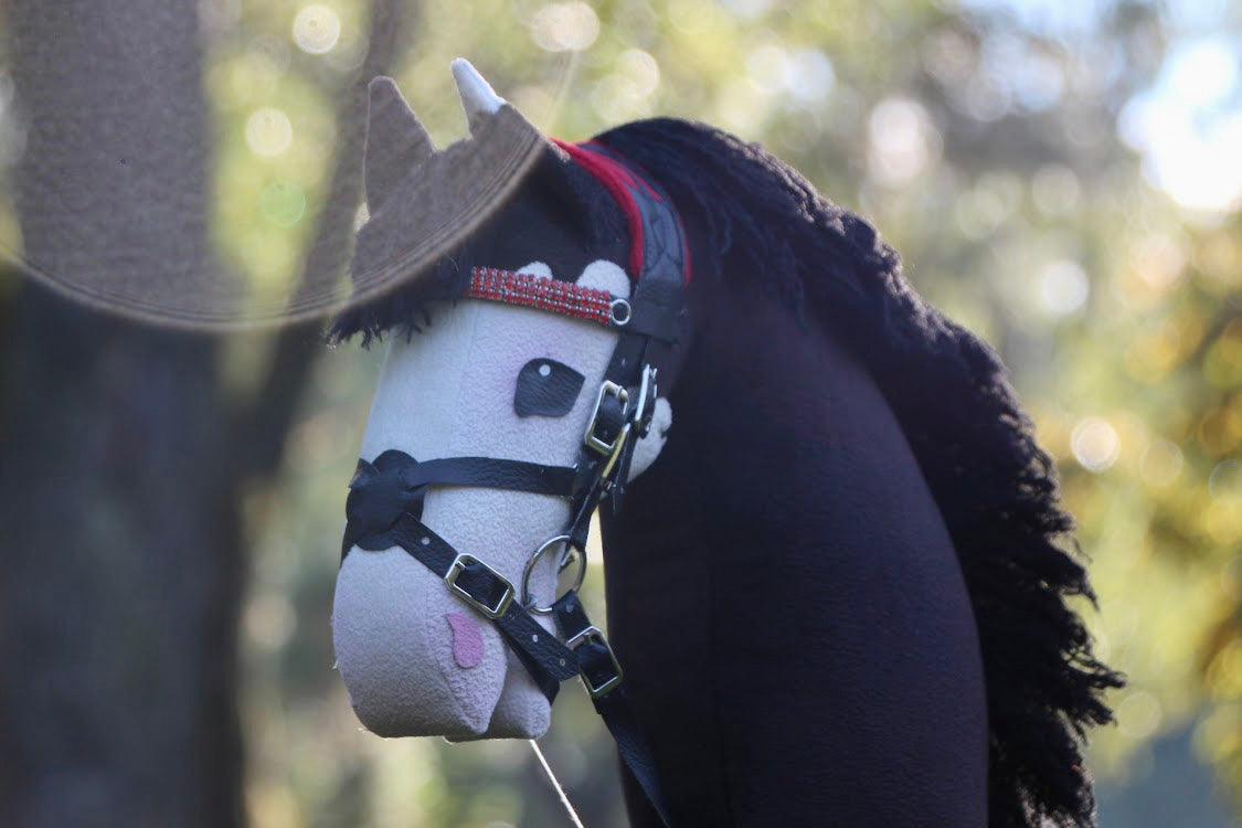 Digital Hobby Horse Template - DIY Sewing Project Pattern | Medichi