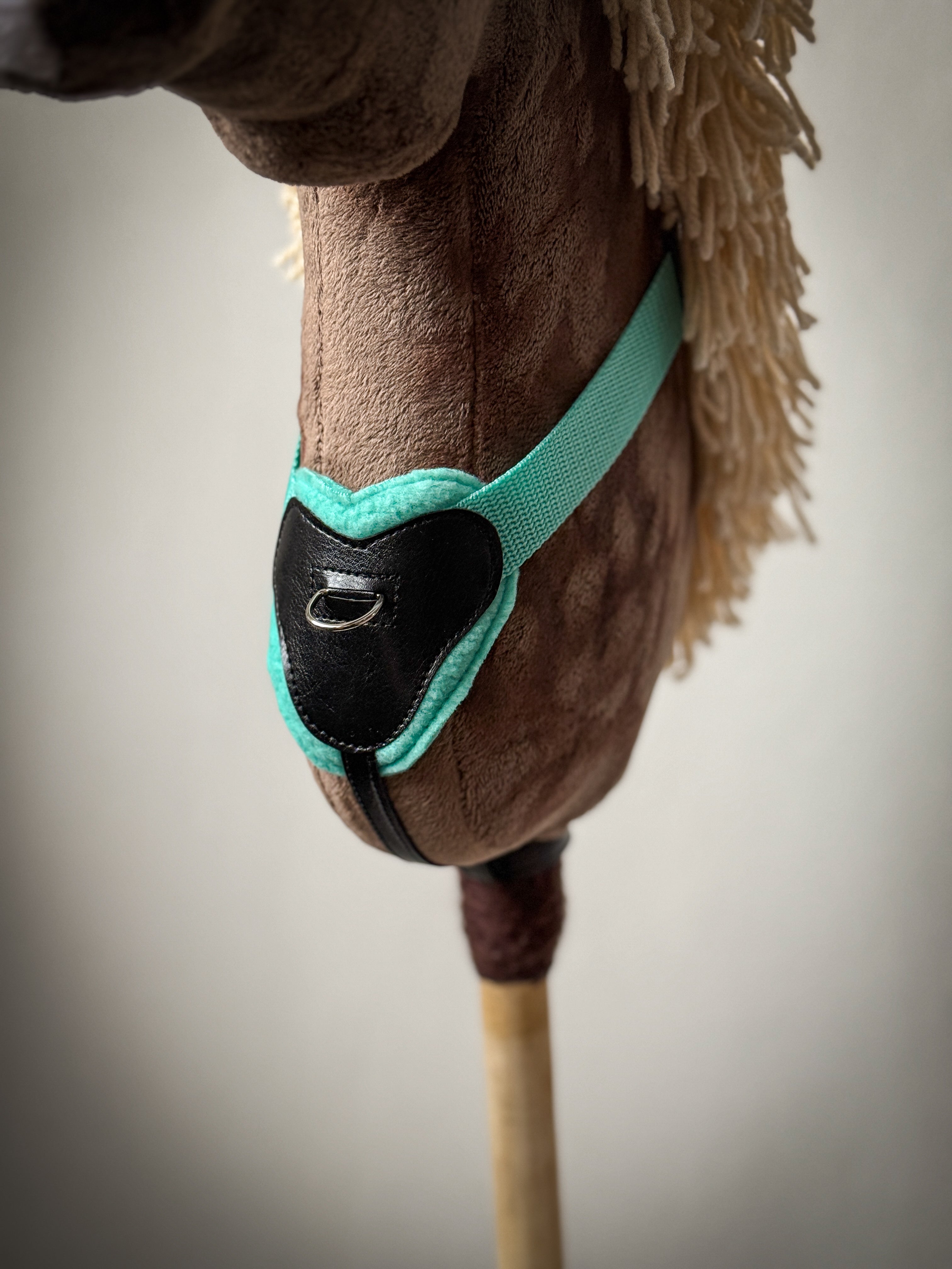 Breastplate for Hobby Horse | Fleece