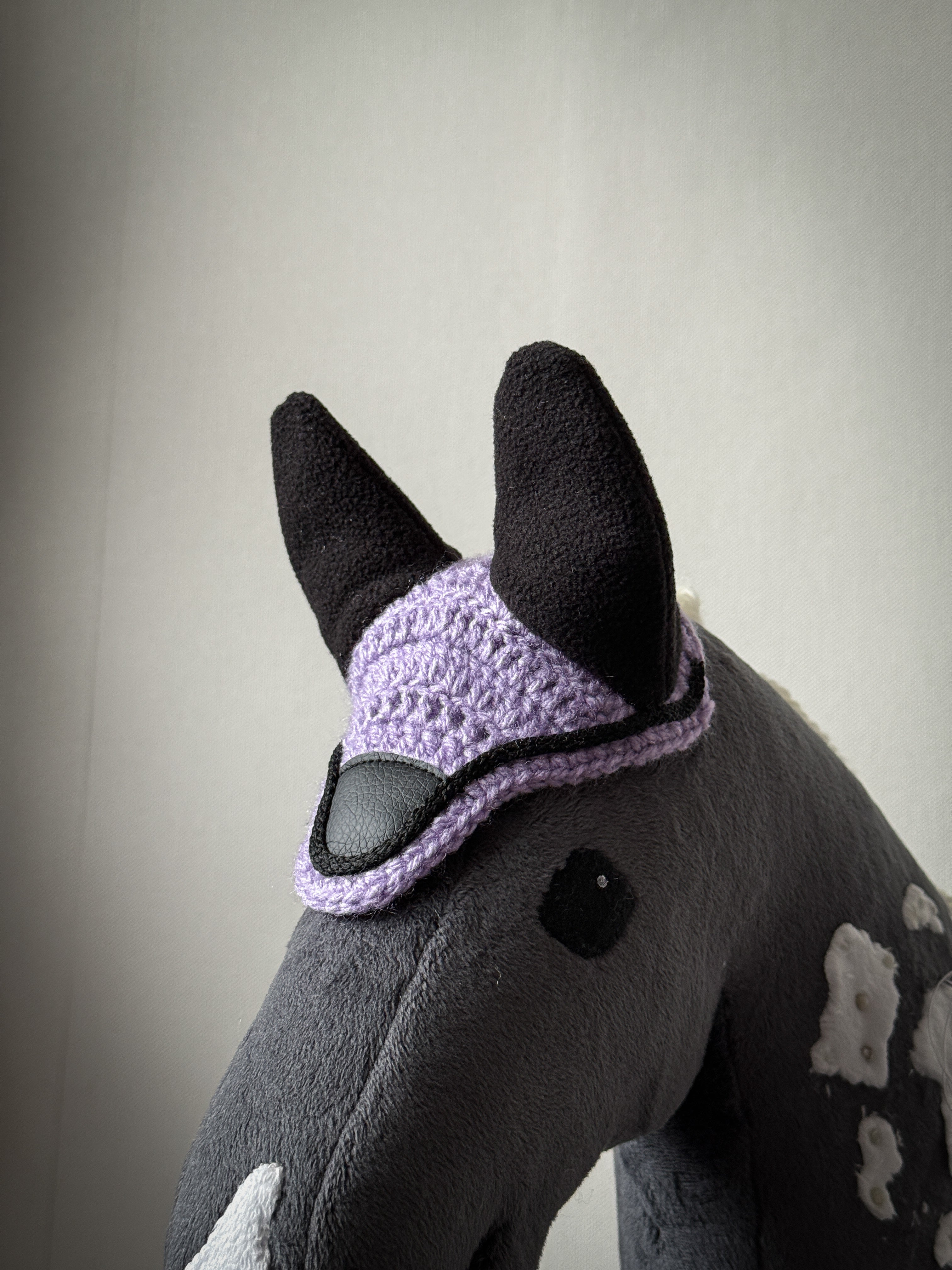 Crochet Ear Bonnet for Hobby Horse | Noir